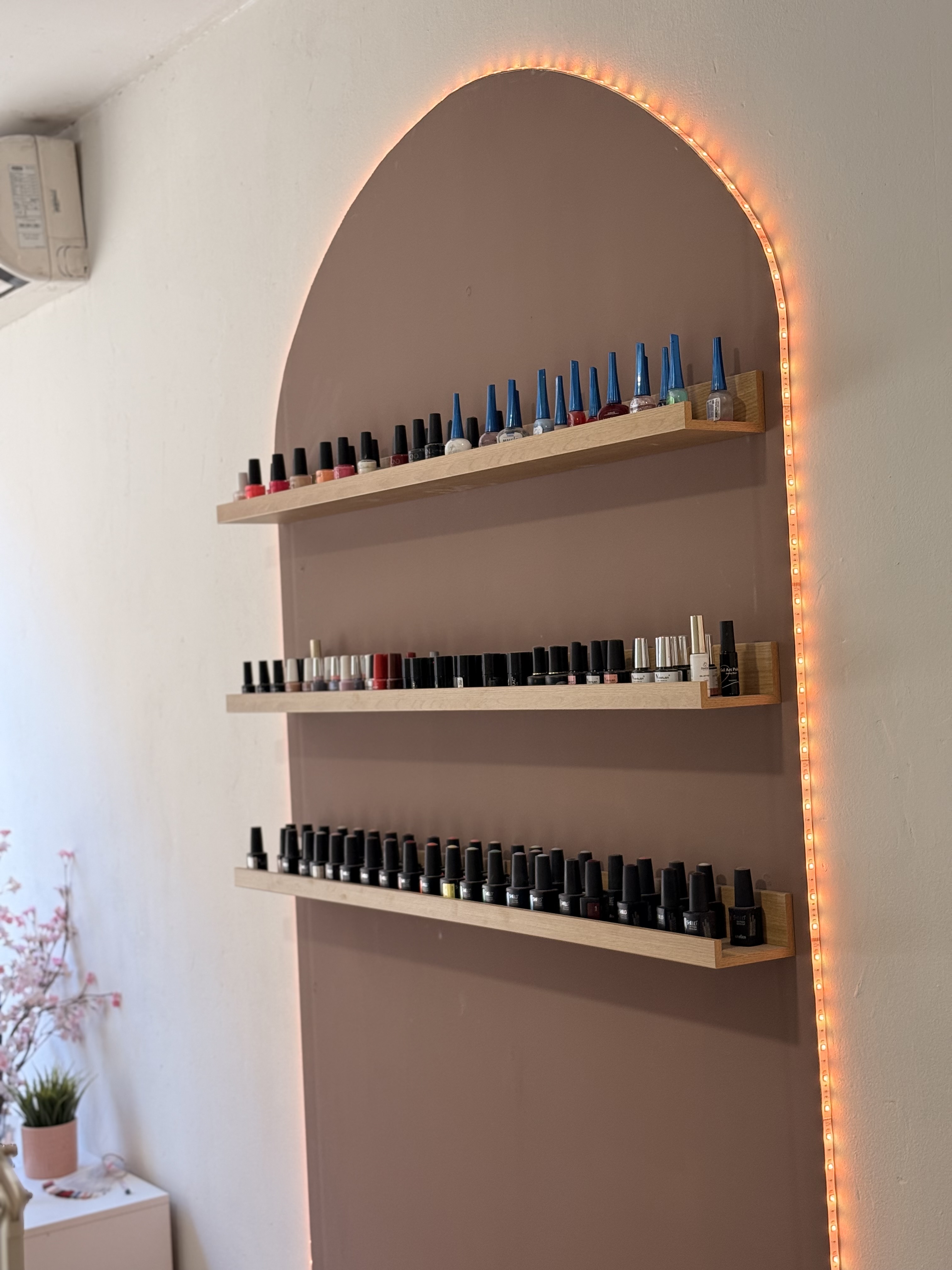 Pared de esmaltes